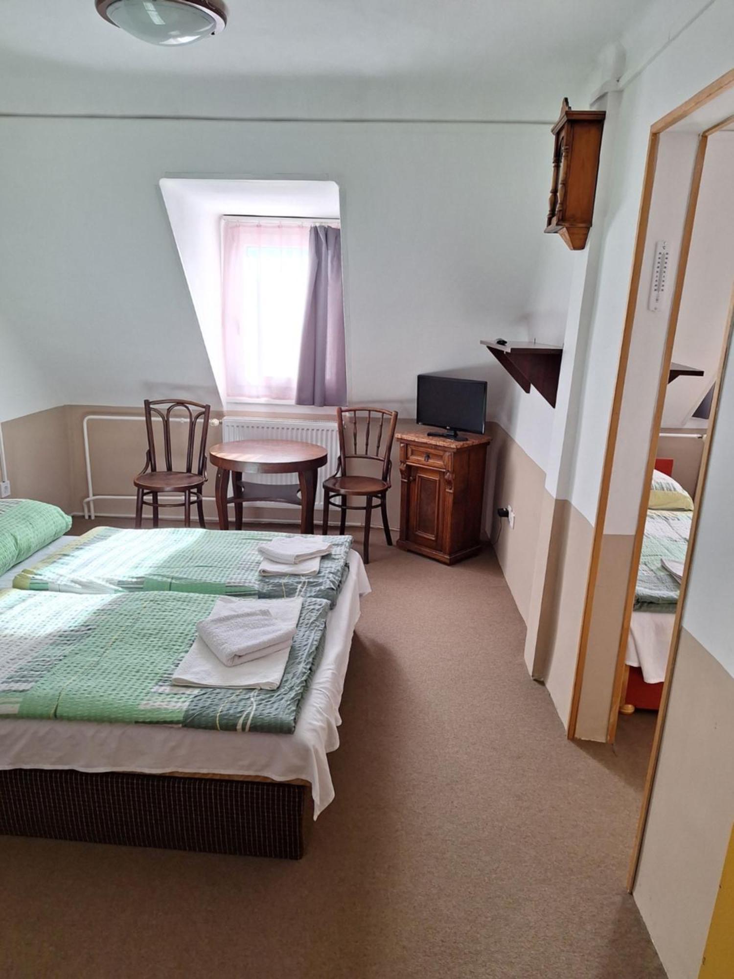 Bed and Breakfast Fenyo Panzio Mezőkövesd Zewnętrze zdjęcie